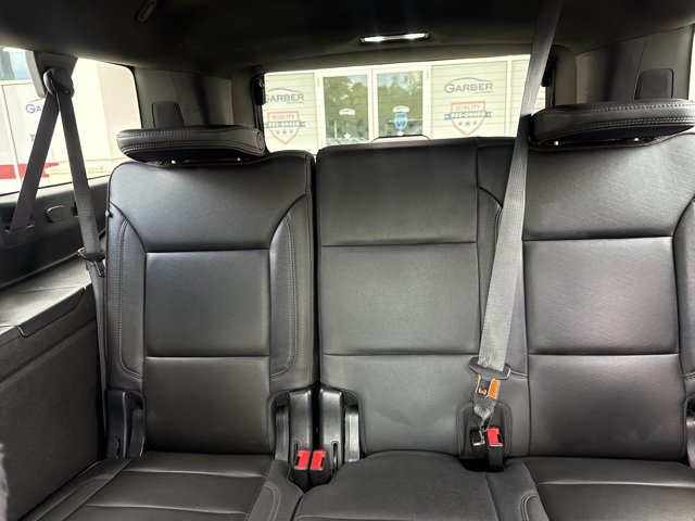 Used 2023 Chevrolet Suburban High Country w/ LPO, Illumination Package AWD/4WD image 25