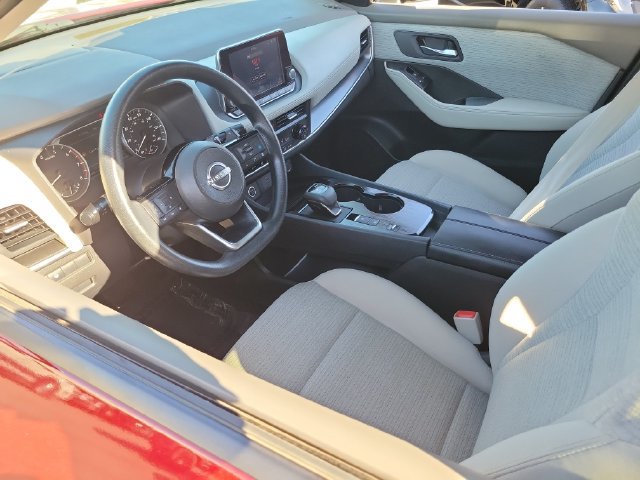 Used 2023 Nissan Rogue SV FWD image 3