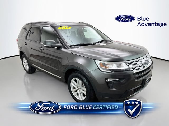Certified 2019 Ford Explorer XLT w/ Equipment Group 201A AWD/4WD image 1