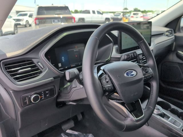 Certified 2025 Ford Escape Active w/ Tech Pack #1 FWD image 11