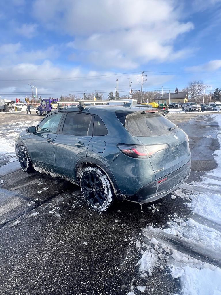 Used 2024 Honda HR-V Sport image 2