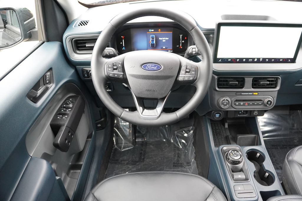 Certified 2025 Ford Maverick Lariat w/ Black Appearance Package AWD/4WD image 19