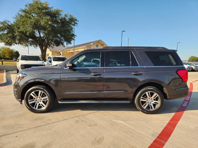 Certified 2022 Ford Expedition XLT AWD/4WD image 5