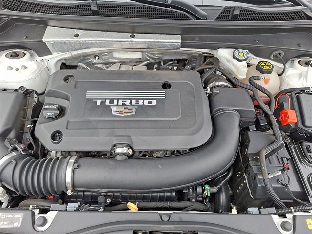 Used 2020 Cadillac XT4 Luxury w/ Cold Weather Package image 29