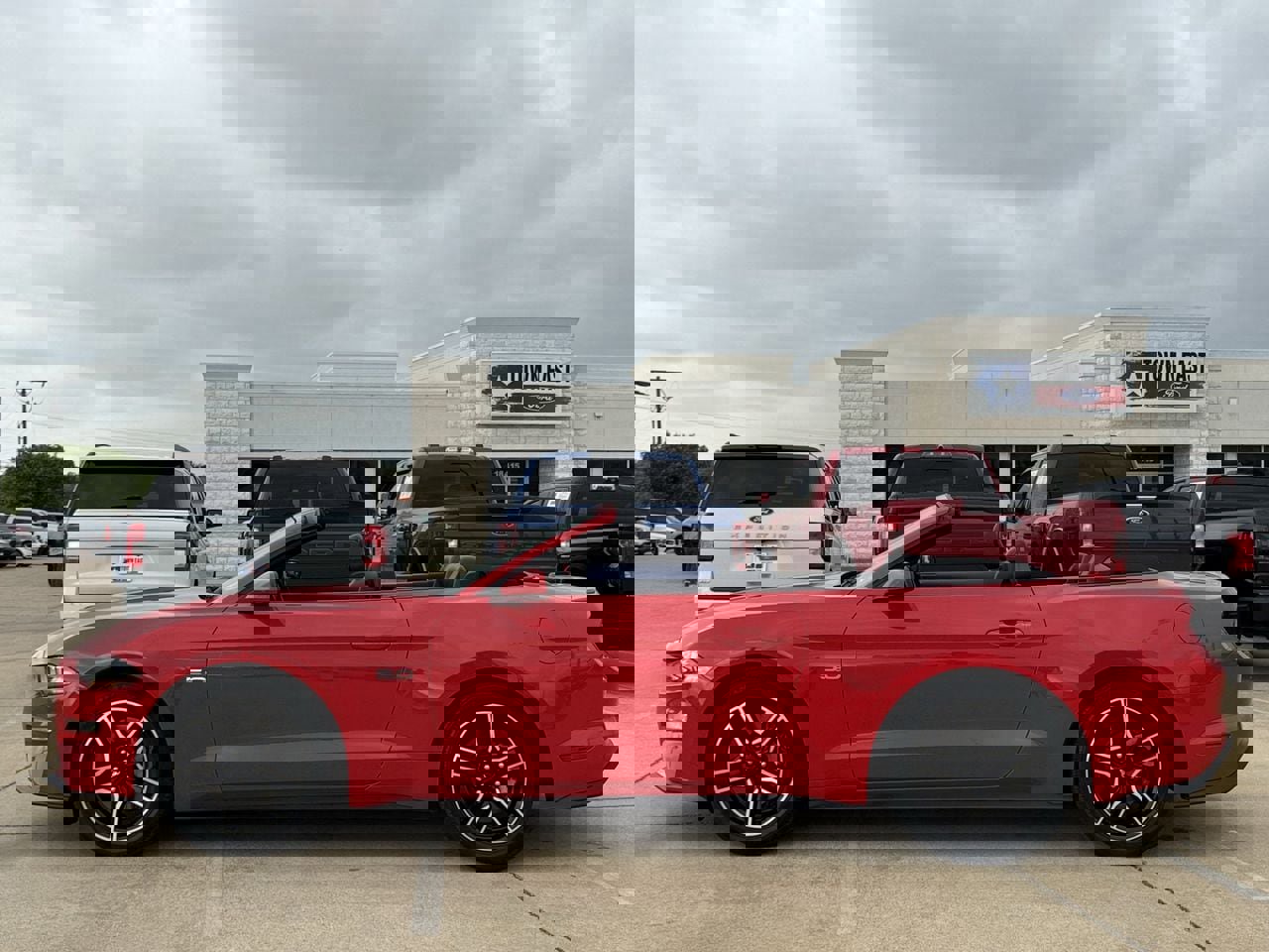 Certified 2022 Ford Mustang GT Premium image 4