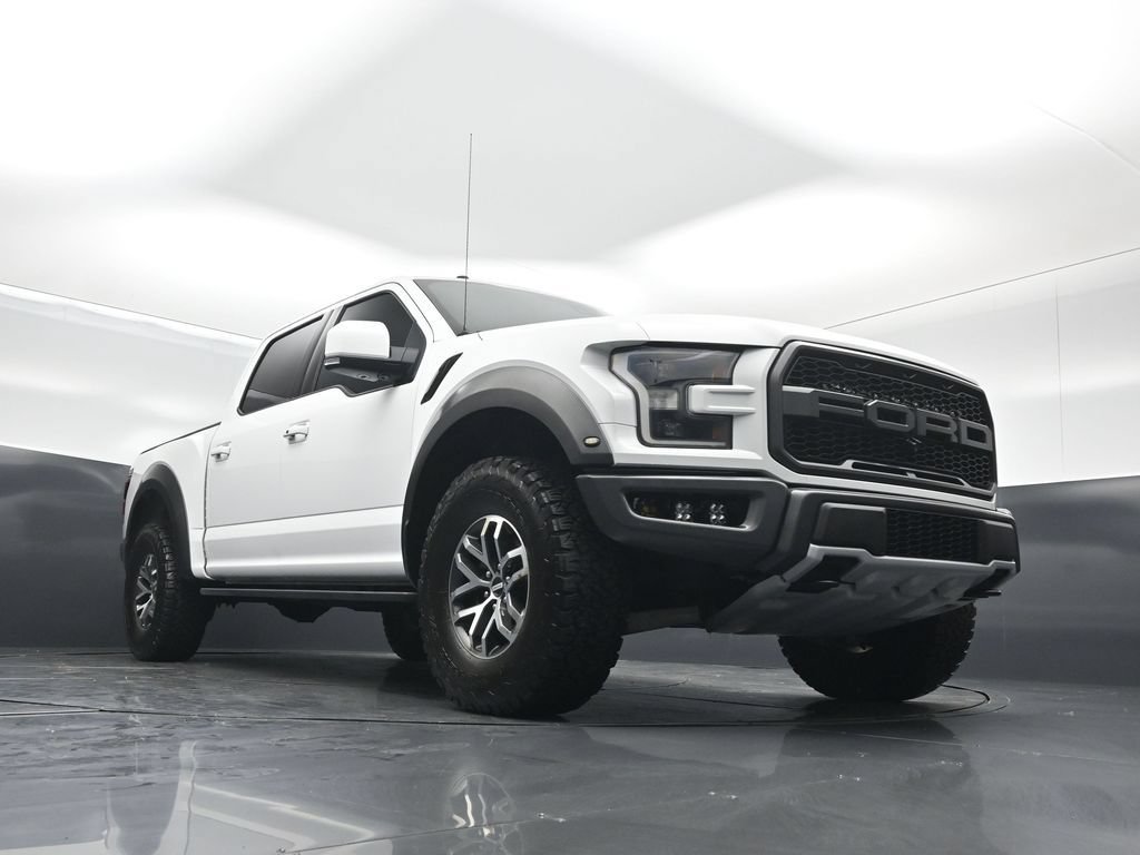 Certified 2018 Ford F150 Raptor w/ Equipment Group 802A Luxury AWD/4WD image 45