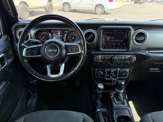 Used 2023 Jeep Wrangler Unlimited Sahara w/ Cold Weather Group AWD/4WD image 12