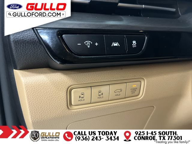 Used 2024 Kia Carnival EX FWD image 19