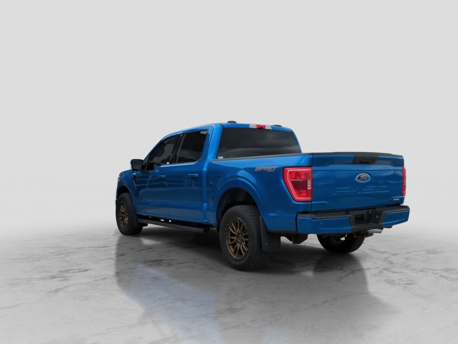 Certified 2021 Ford F150 XLT w/ Equipment Group 301A Mid AWD/4WD image 5