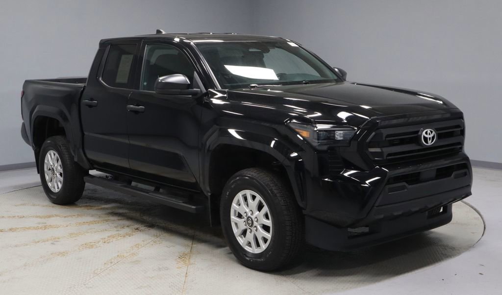Used 2024 Toyota Tacoma SR AWD/4WD image 7