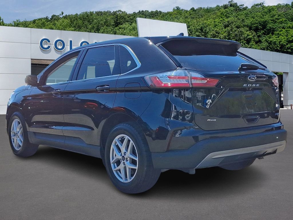 Certified 2022 Ford Edge SEL w/ Convenience Package AWD/4WD image 2