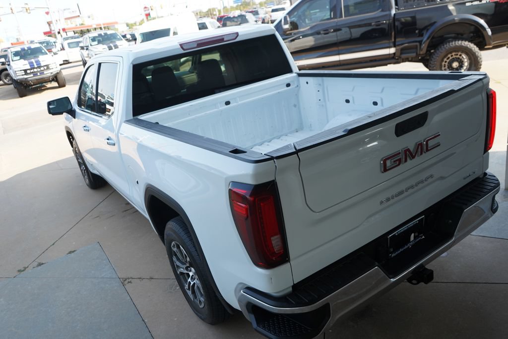 Used 2025 GMC Sierra 1500 SLT RWD image 11