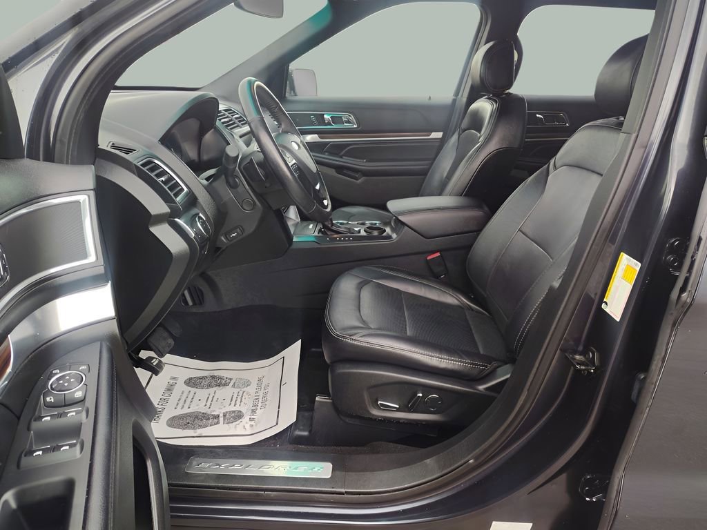 Certified 2017 Ford Explorer Limited image 15