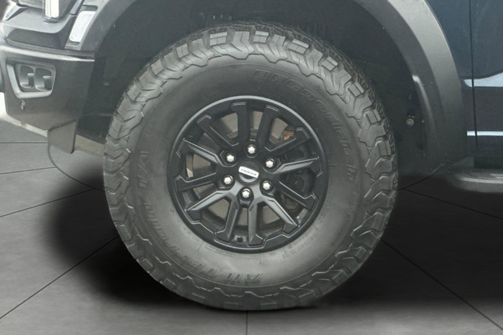 Certified 2024 Ford F150 Raptor image 31