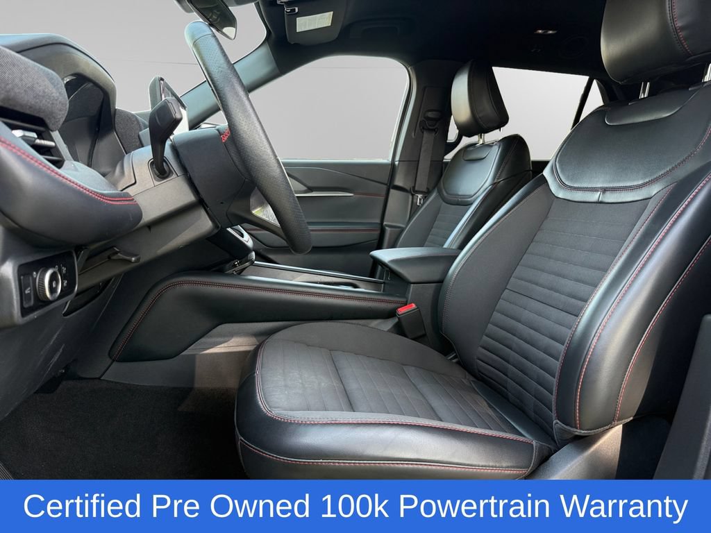 Certified 2025 Ford Explorer ST-Line w/ ST-Line Street Pack AWD/4WD image 9