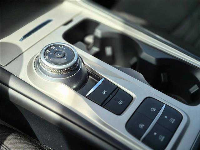 Certified 2021 Ford Explorer XLT RWD image 12