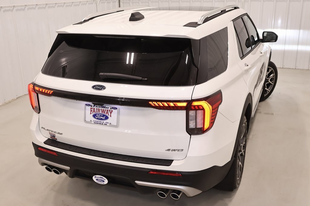 Certified 2025 Ford Explorer Platinum w/ Ultimate Package image 7
