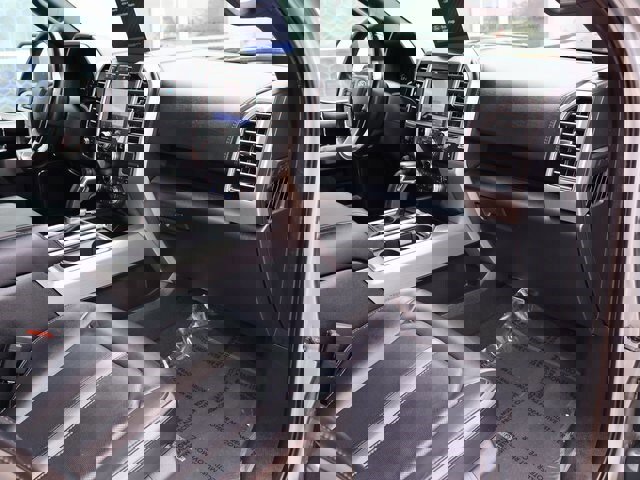 Certified 2020 Ford F150 Platinum w/ Equipment Group 701A Luxury image 17