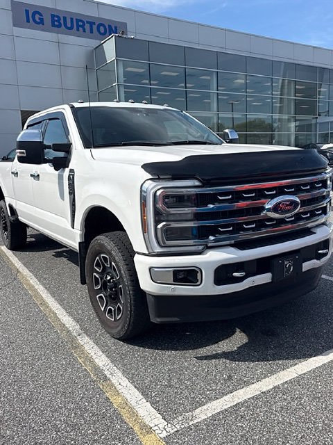 Certified 2024 Ford F250 Platinum w/ FX4 Off-Road Package AWD/4WD image 15