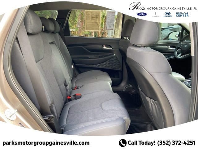 Used 2020 Hyundai Santa Fe SE image 13