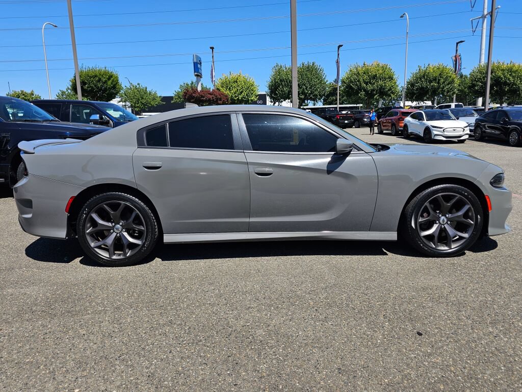 Used 2019 Dodge Charger GT RWD image 2