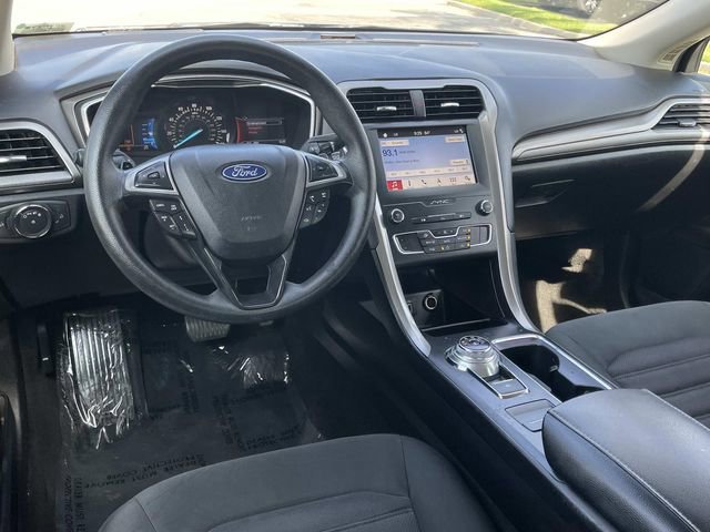 Certified 2019 Ford Fusion SE image 7