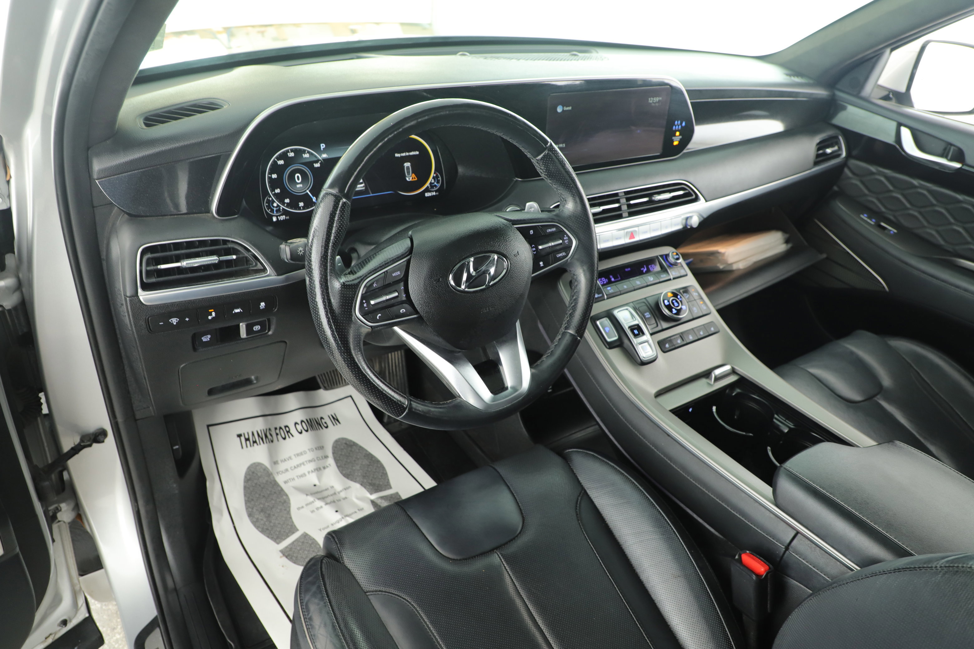 Used 2022 Hyundai Palisade Calligraphy w/ Winter Package image 12