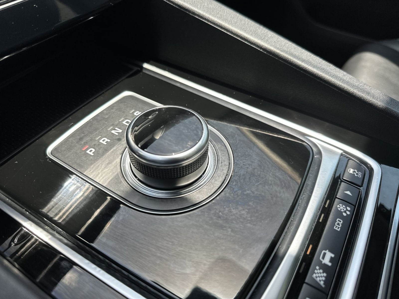 Used 2020 Jaguar F-PACE Premium AWD/4WD image 38