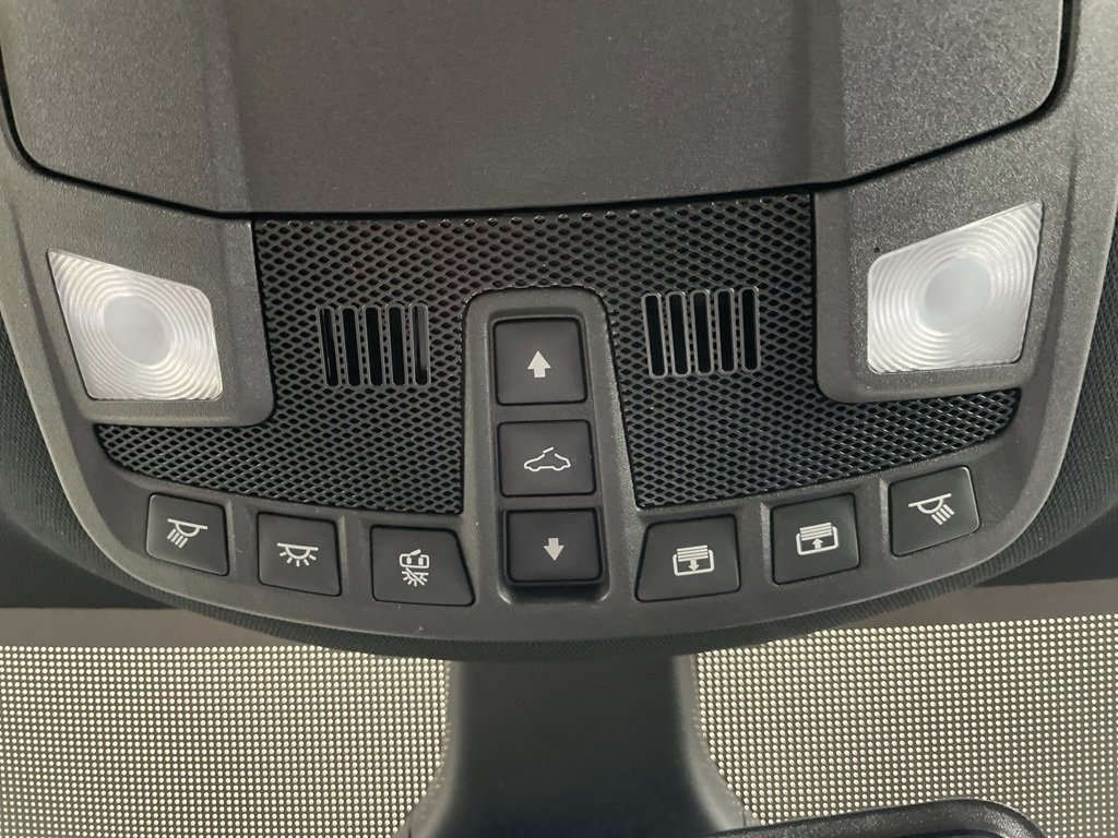 Certified 2023 Ford Edge ST-Line w/ Class II Trailer Tow Package image 57