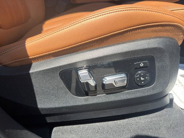 Used 2021 BMW X7 xDrive40i w/ Executive Package AWD/4WD image 20