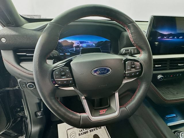 Certified 2025 Ford Explorer ST AWD/4WD image 16