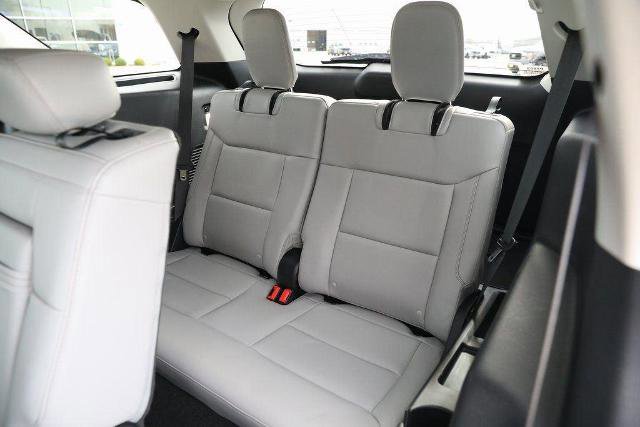 Certified 2025 Ford Explorer Active w/ Active Comfort Package image 36