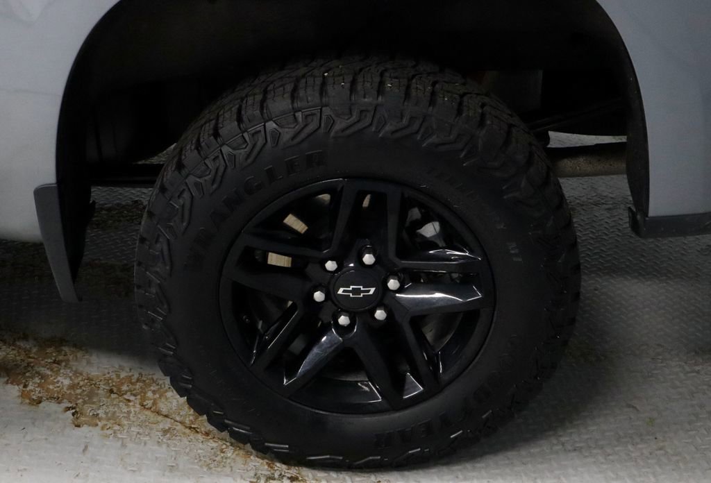 Used 2025 Chevrolet Silverado 1500 LT Trail Boss w/ Convenience Package II image 20