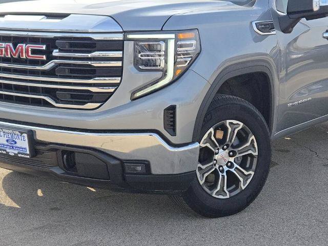 Used 2025 GMC Sierra 1500 SLT AWD/4WD image 3
