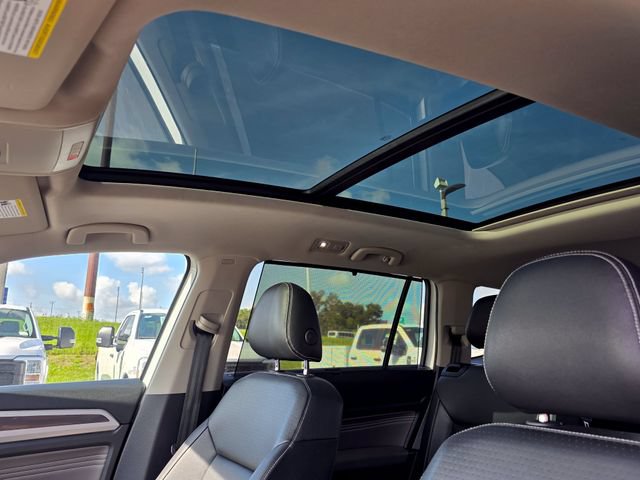 Used 2021 Volkswagen Atlas SE w/ Panoramic Sunroof Package FWD image 13