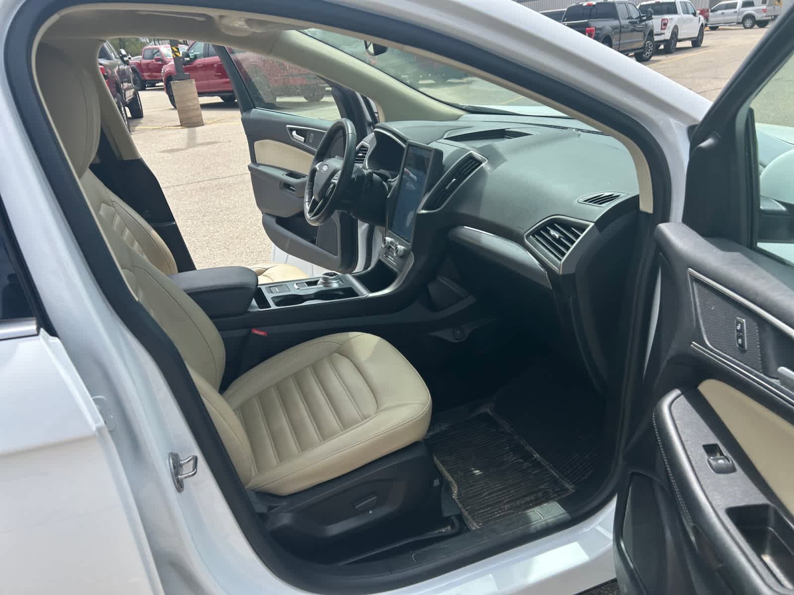 Certified 2021 Ford Edge SEL w/ Convenience Package AWD/4WD image 17