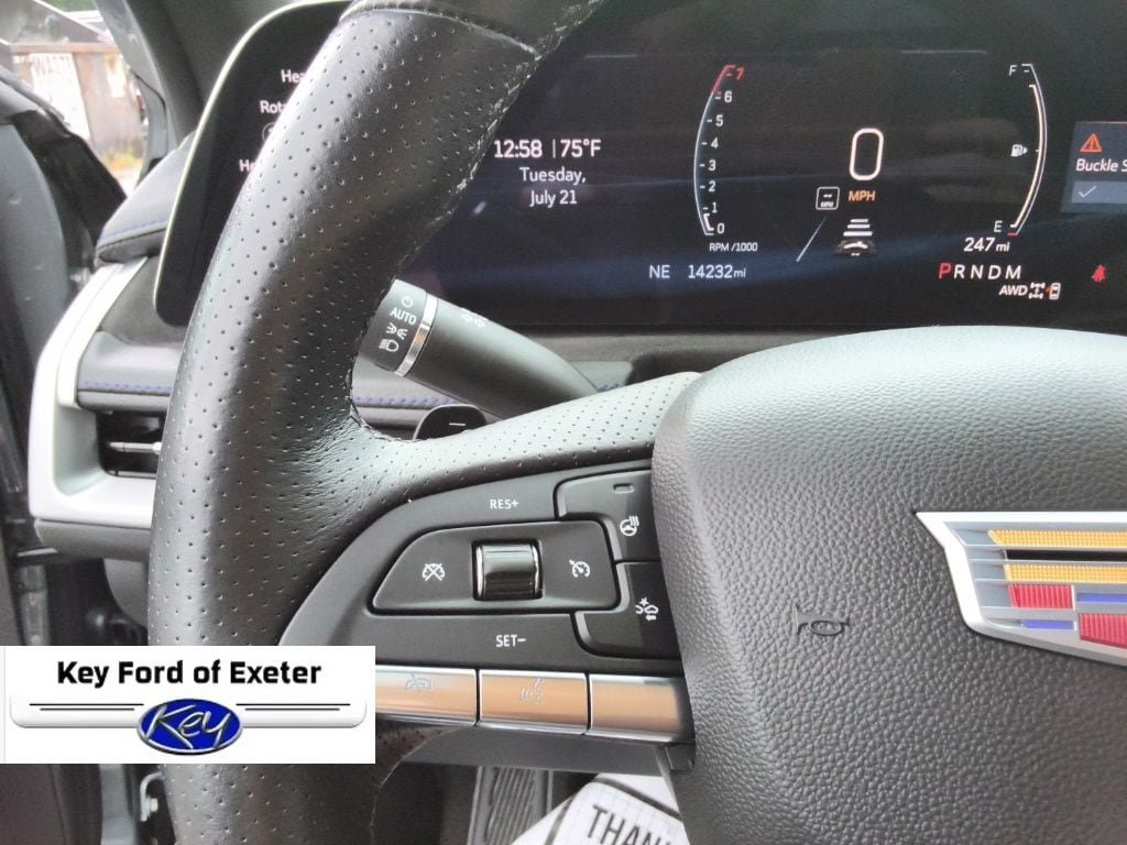 Used 2024 Cadillac XT4 Sport AWD/4WD image 42