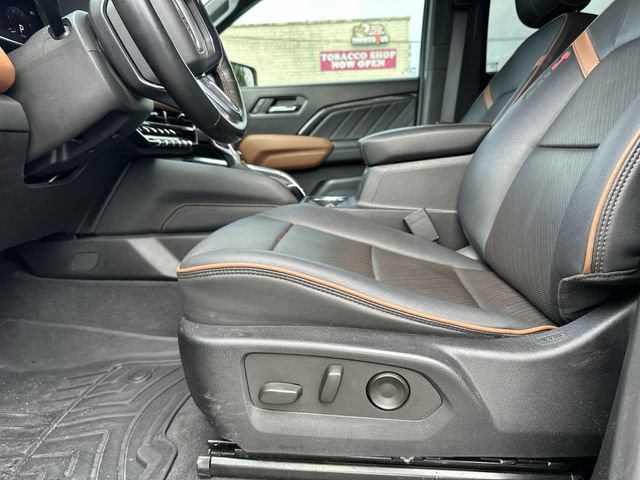 Used 2024 GMC Canyon AT4 w/ AT4 Premium Package AWD/4WD image 13