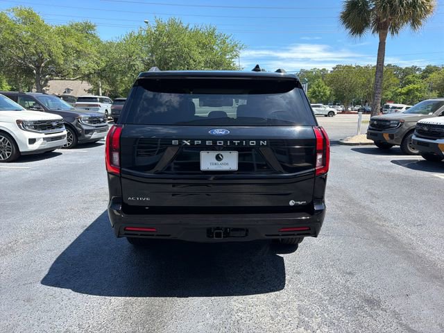 Certified 2025 Ford Expedition Active RWD image 6