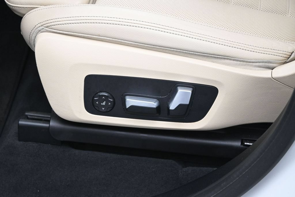 Used 2020 BMW X3 sDrive30i w/ Executive Package RWD image 10