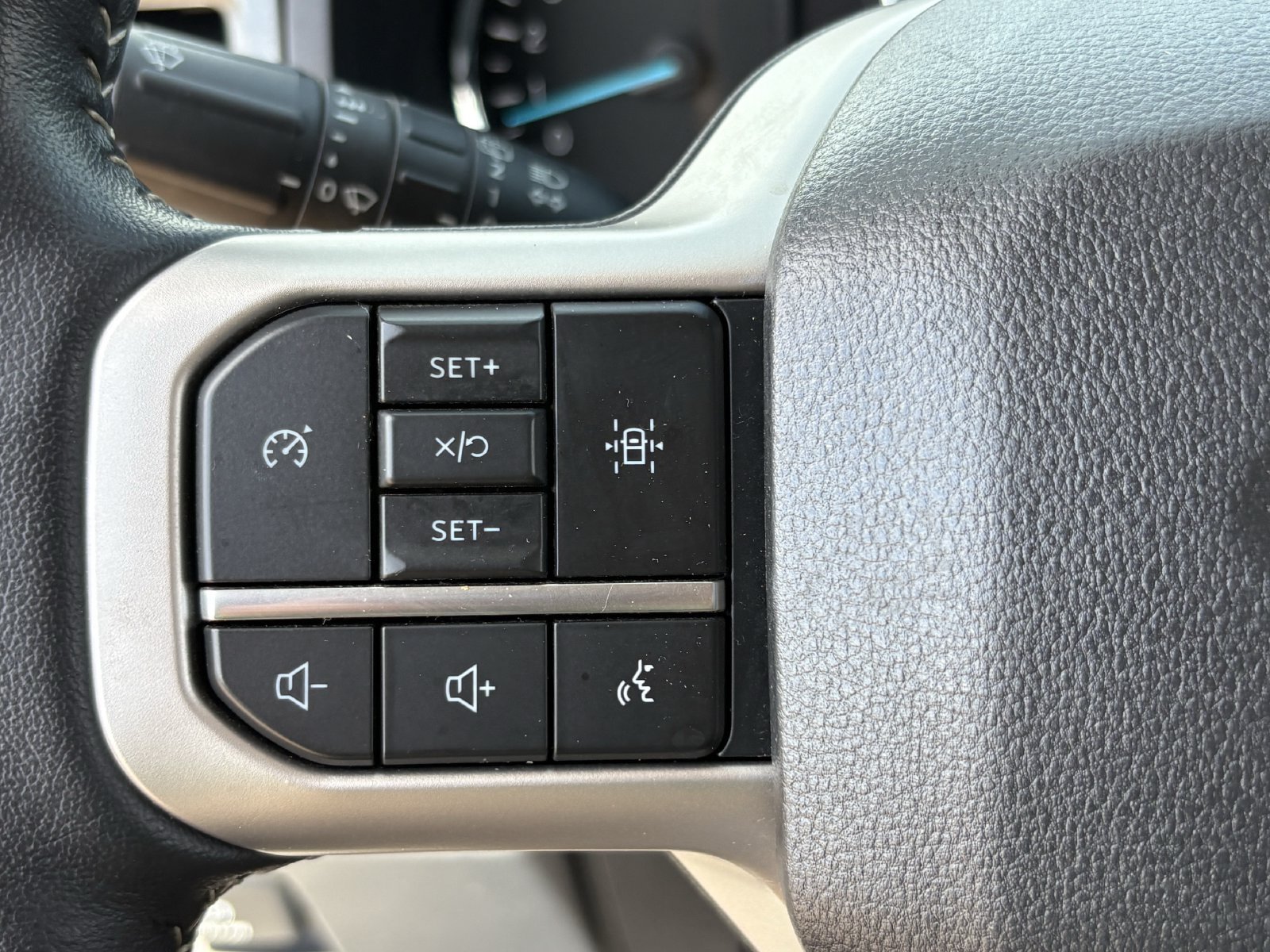 Certified 2024 Ford Expedition Max XLT RWD image 37