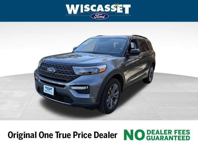 Certified 2022 Ford Explorer XLT w/ Equipment Group 202A image 16