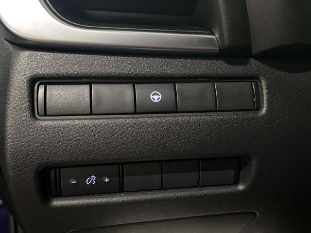 Used 2022 Nissan Rogue SV AWD/4WD image 12