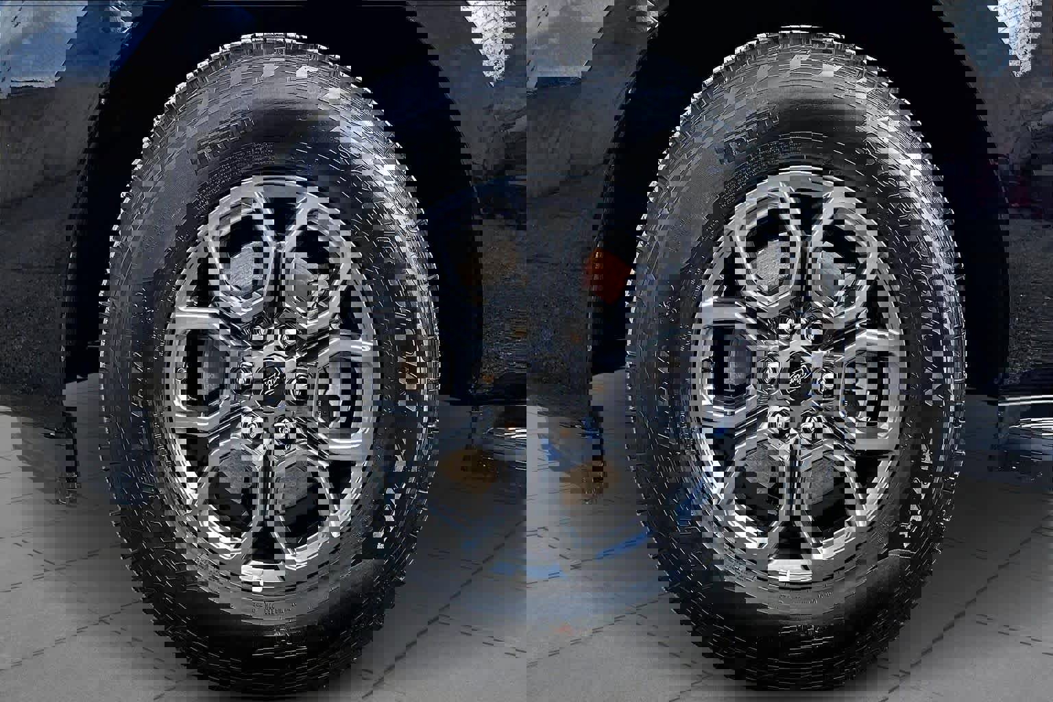 Certified 2025 Ford Expedition Active image 10