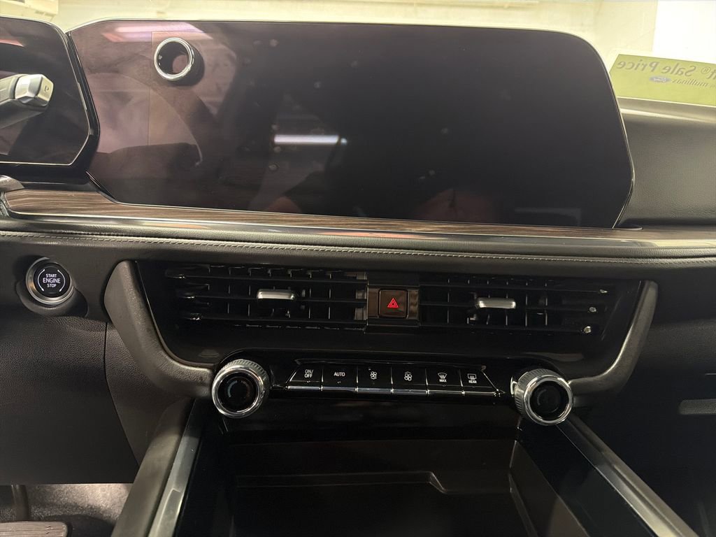 Used 2025 Chevrolet Tahoe LS w/ LPO, Dark Essentials Package RWD image 22