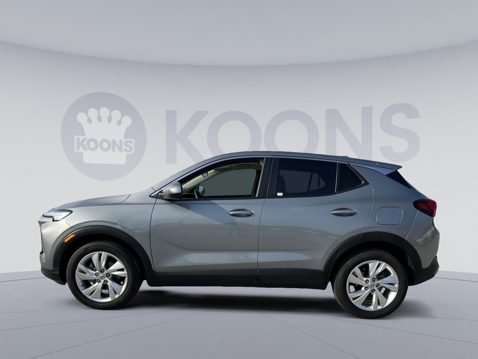 Used 2024 Buick Encore GX Preferred w/ Comfort Package FWD image 2