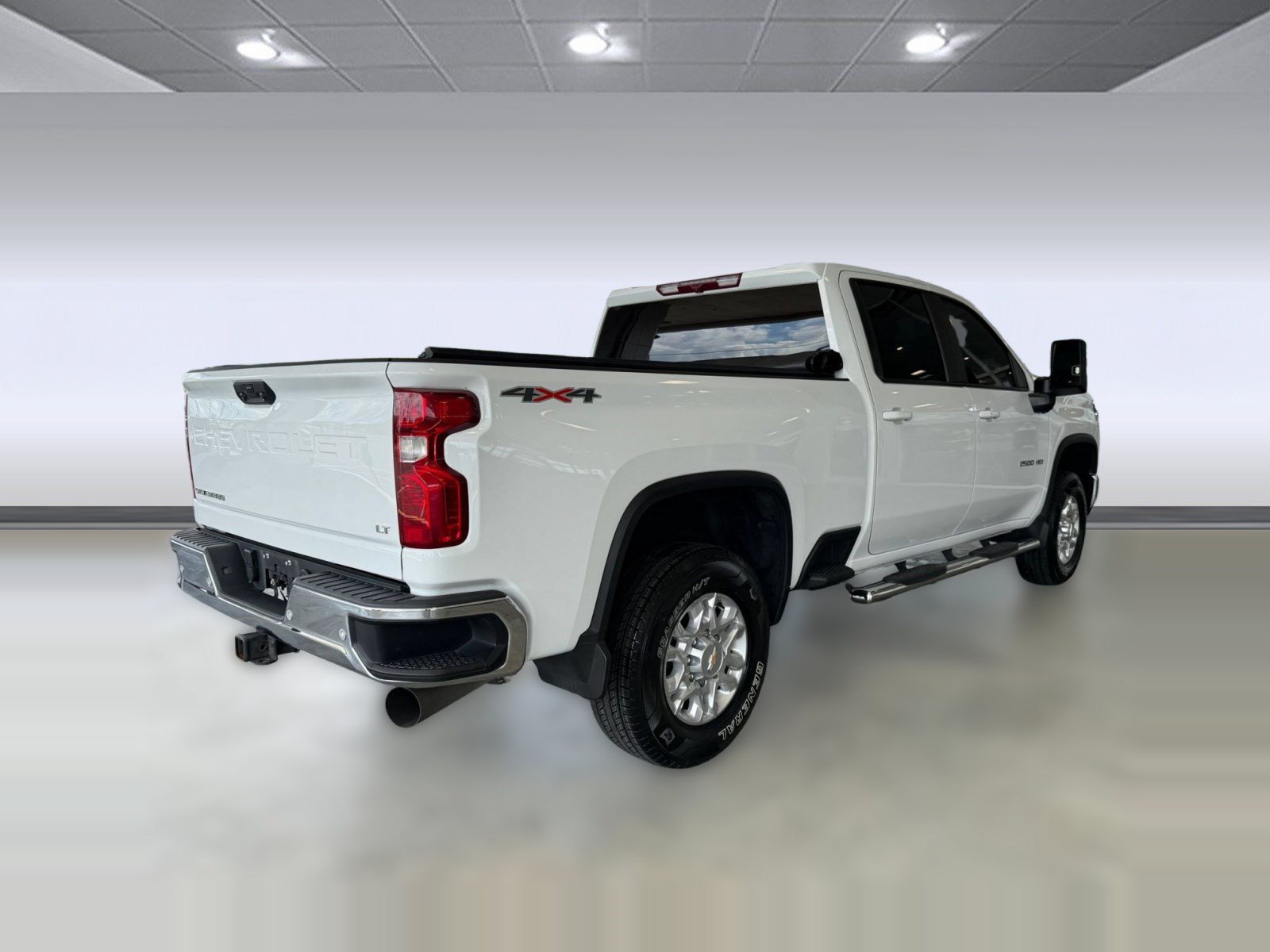 Used 2024 Chevrolet Silverado 2500 LT w/ All Star Edition AWD/4WD image 9