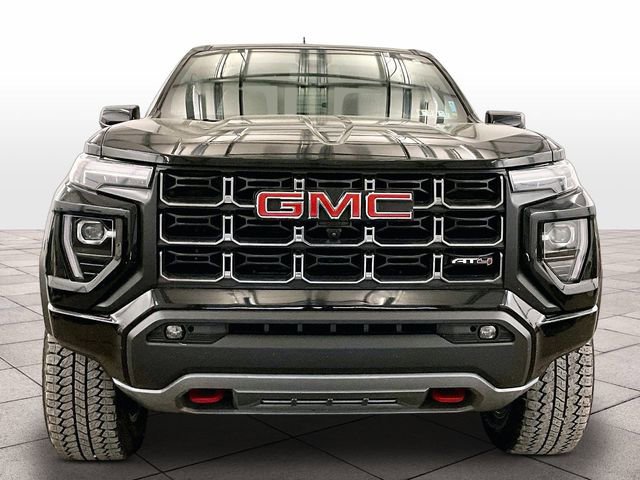 Used 2025 GMC Canyon AT4 w/ Nightfall Edition AWD/4WD image 3