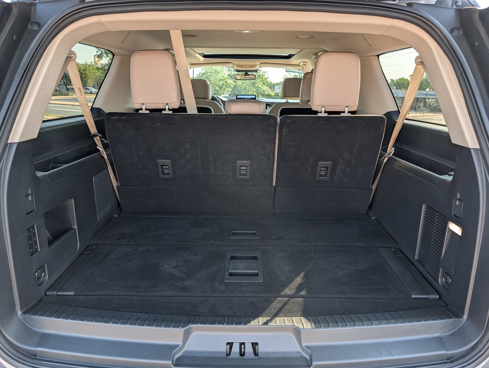 Certified 2024 Ford Expedition Max Limited AWD/4WD image 15