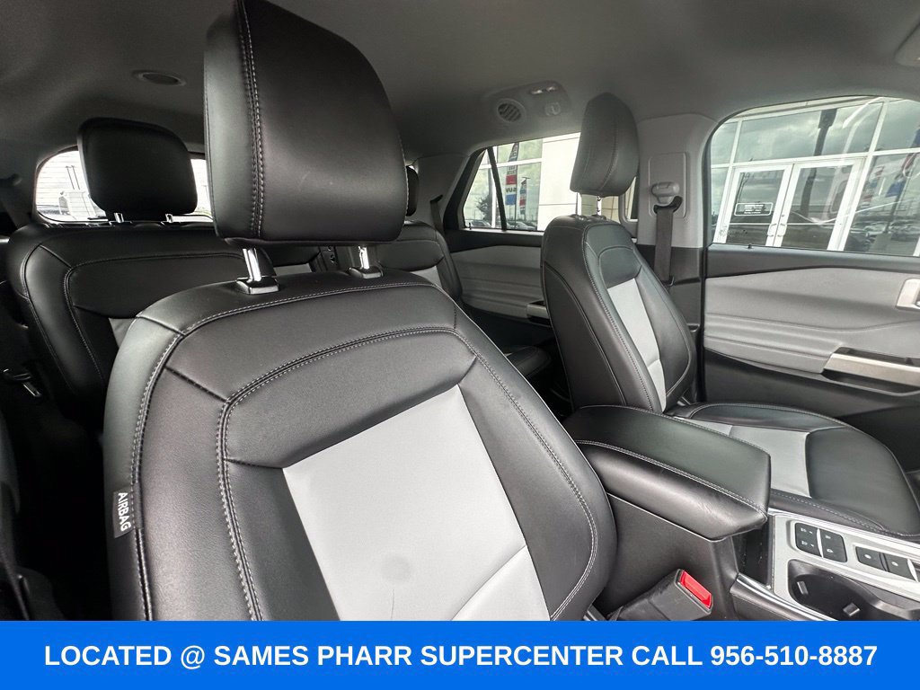 Certified 2023 Ford Explorer XLT w/ Equipment Group 202A RWD image 31